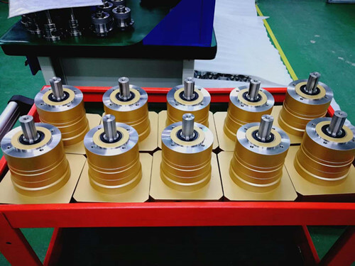 無(wú)錫周總訂購(gòu)的精密行星減速機(jī)第一批次發(fā)貨