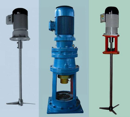 頂進(jìn)式節(jié)能攪拌機(jī)專用反應(yīng)釜減速機(jī)產(chǎn)品圖