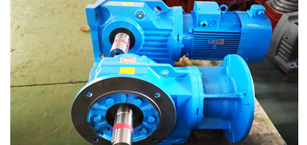 螺旋傘齒輪減速機，直角減速機，垂直軸減速機