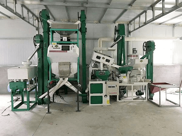 小型齒輪減速電機(jī)應(yīng)用在碾米機(jī)上.png 小型齒輪減速電機(jī)應(yīng)用在碾米機(jī)上.png