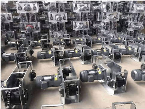 750W立式齒輪減速機(jī)應(yīng)用在刮糞機(jī)上 .png