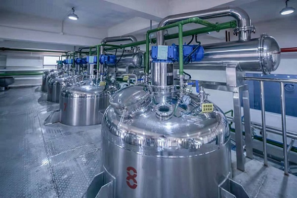 邁傳硬齒面減速機(jī)應(yīng)用在攪拌機(jī)械上.jpg 邁傳硬齒面減速機(jī)應(yīng)用在攪拌機(jī)械上.jpg