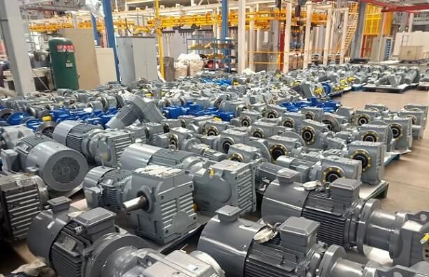 硬齒面減速機(jī)努力生產(chǎn)中 .jpg