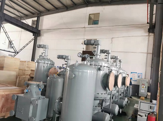 船舶上用的船用減速電機(jī).jpg 船舶上用的船用減速電機(jī).jpg