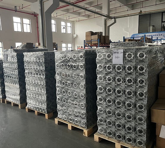 邁傳RV系列蝸輪蝸桿減速機(jī)發(fā)貨江蘇昆山！