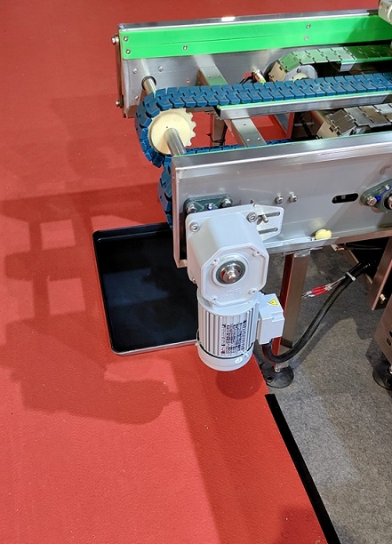 輸送線上用的減速機(jī) 士元SGF小型直角減速機(jī).jpg 輸送線上用的減速機(jī) 士元SGF小型直角減速機(jī).jpg