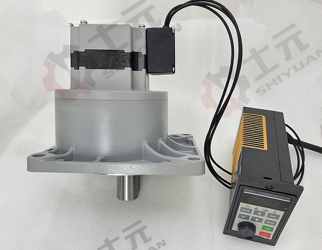 旋轉(zhuǎn)小火鍋用減速電機(jī) 餐飲旋轉(zhuǎn)平臺(tái)電機(jī) 旋轉(zhuǎn)壽司臺(tái)電機(jī) 士元SV28立式直流無(wú)刷電機(jī) (7).jpg