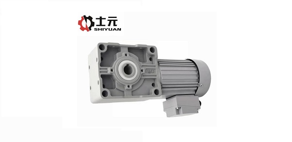 士元直角軸齒輪減速機(jī)，船舶設(shè)備，減速機(jī)廠家